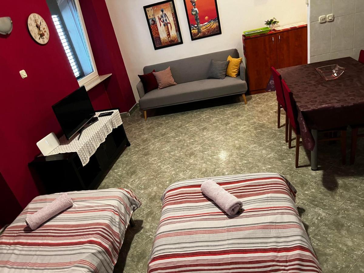 Epicenter Apartments Split Bagian luar foto