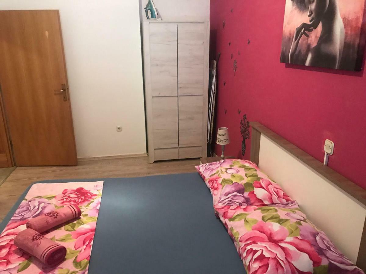 Epicenter Apartments Split Bagian luar foto